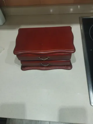 Joyero antiguo madera y latón