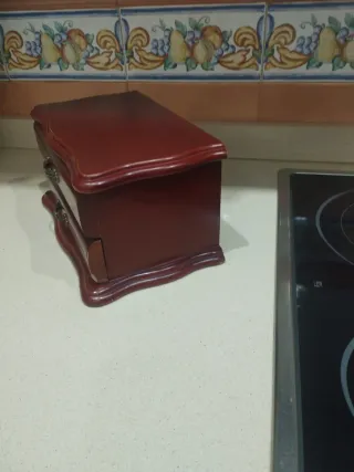 Joyero antiguo madera y latón