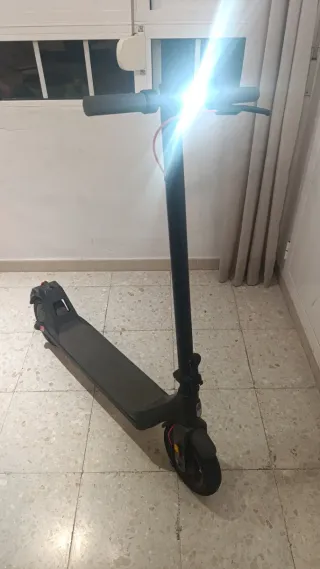 Patinete Eléctrico Xiaomi nuevo en su caja .