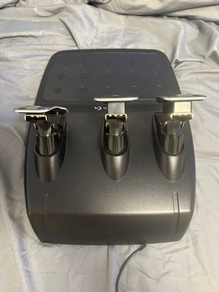 Volante Logitech G920 con Pedales