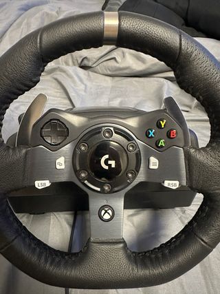 Volante Logitech G920 con Pedales