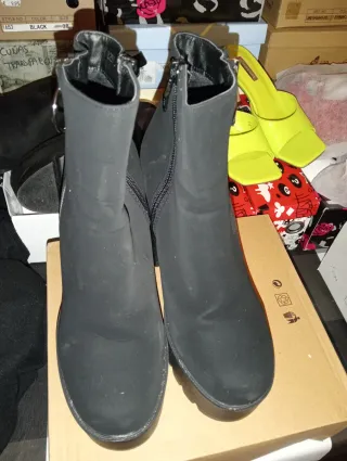 Botas negras con plataforma