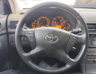 Centralita motor toyota 8966105c81 avensis 367678