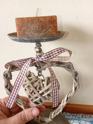 Portacandela decorativo a forma di cuore