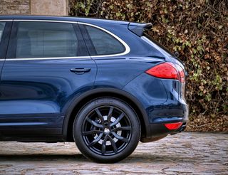 PORSCHE CAYENNE 3.0 V6 245CV DE REESTRENO !!!
