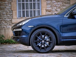 PORSCHE CAYENNE 3.0 V6 245CV DE REESTRENO !!!