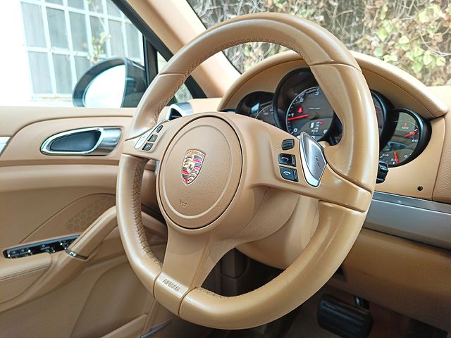 PORSCHE CAYENNE 3.0 V6 245CV DE REESTRENO !!!