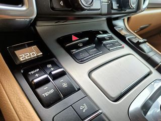 PORSCHE CAYENNE 3.0 V6 245CV DE REESTRENO !!!