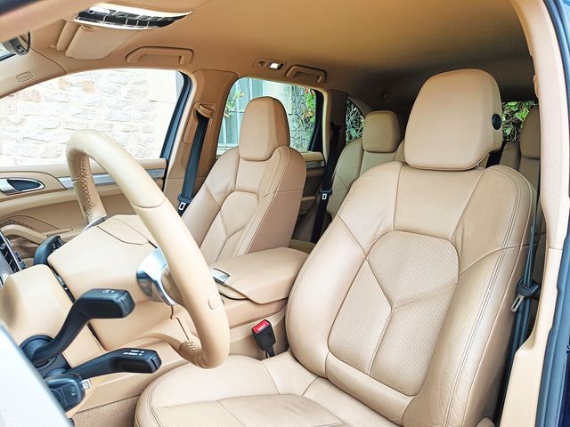 PORSCHE CAYENNE 3.0 V6 245CV DE REESTRENO !!!