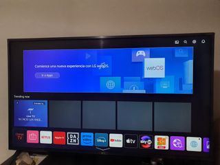 Samsung QLED 70R 65 TV