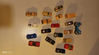 Conjunto 19 carros metal Incluindo 1 moto