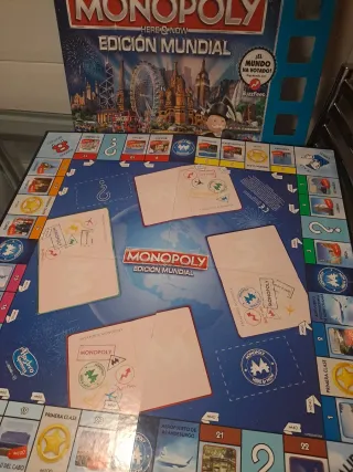 Monopoly Edición Mundial Here & Now