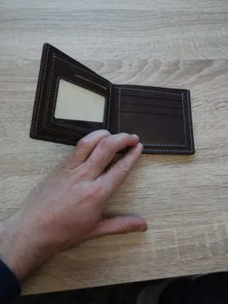 Cartera tarjetero marrón