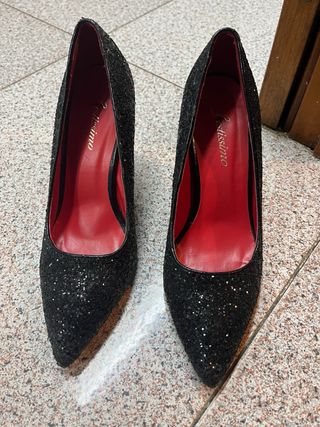 Tacones de fiesta brillantes de Holanda