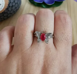 Anillo Mariposa con Rubí Natural, tamaño Ajustable