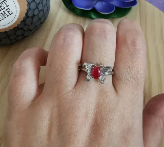 Anillo Mariposa con Rubí Natural, tamaño Ajustable