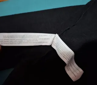 Sudadera Looney , gris oscuro casi negro. Unisex.