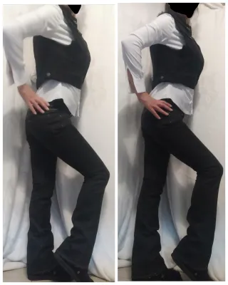 Set. Jeans + Gilet Nero.