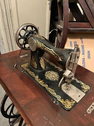 Máquina de coser Singer Wertheim antigua