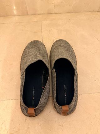 Alpargatas Tommy Hilfiger grises talla 44