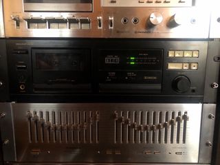Conjunto Amplificador Akai y Pletina Marantz