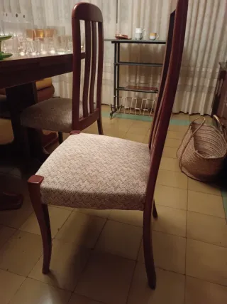 Mesa comedor extensible + 6 sillas madera maciza