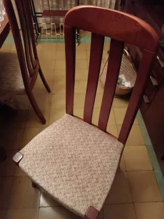 Mesa comedor extensible + 6 sillas madera maciza