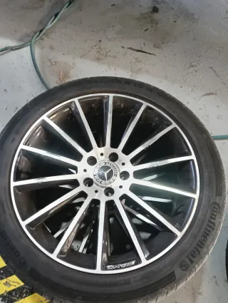 Llantas 19 pulgadasMercedes Clase V (4 unidades)