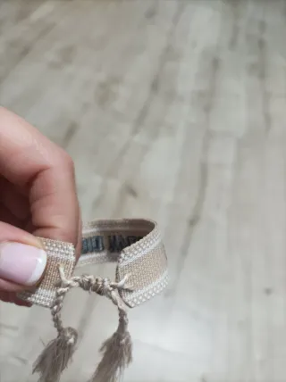 Pulsera Christian Dior Beige y Negra