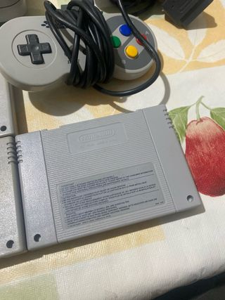 Lote Super Nintendo con juegos y mandos