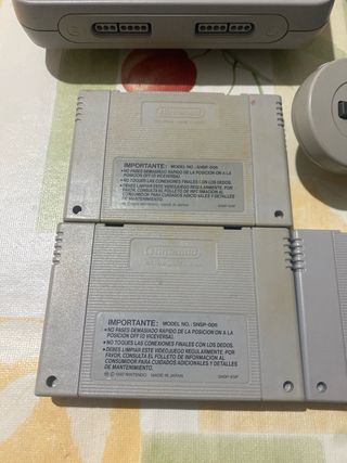 Lote Super Nintendo con juegos y mandos