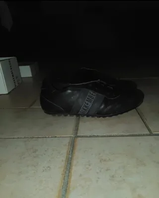 Scarpe da calcio nere