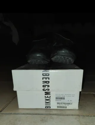 Scarpe da calcio nere