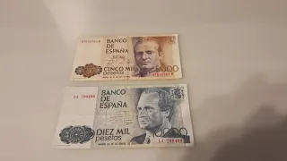 Billetes antiguos de 5000 y 10000 pesetas