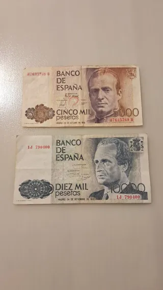 Billetes antiguos de 5000 y 10000 pesetas