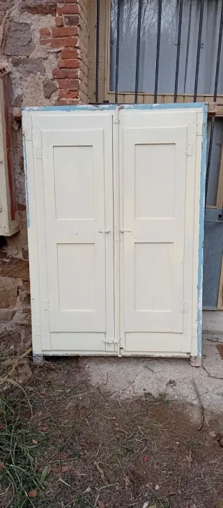 Ventanas rústicas de madera