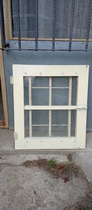 Ventanas rústicas de madera