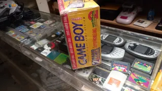 Nintendo Game Boy 2 juegos y funda carry case plus