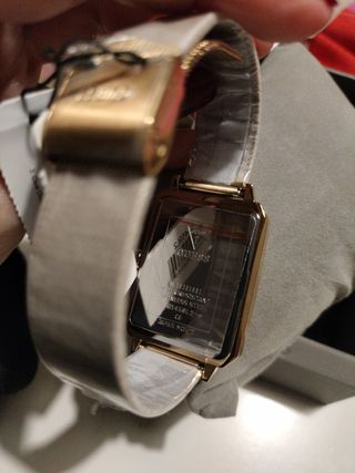 Reloj Guess Dorado Mujer Nuevo