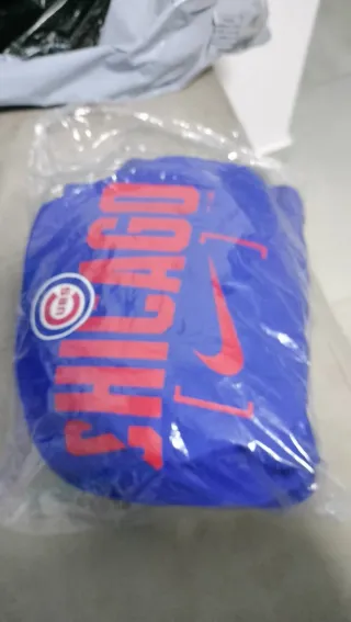 Sudadera Chicago Cubs Talla 14/16 Nike