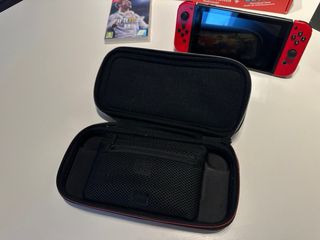 Nintendo Switch V1 Roja + 128GB microSD + FIFA18