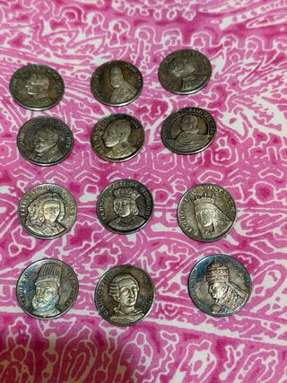 12 monedas antiguas de plata