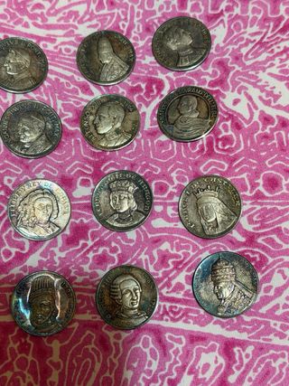 12 monedas antiguas de plata