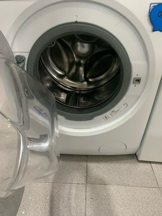 LAVADORA AEG 8kg 1200rpm
