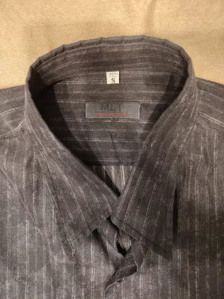 Camisa de rayas hombre gris