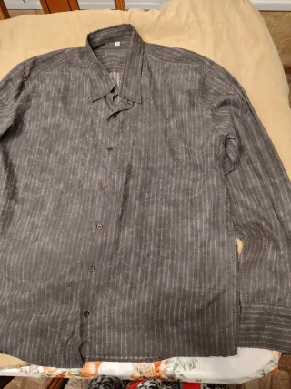 Camisa de rayas hombre gris