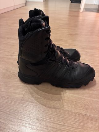 Botas Adidas GSG 9.2 Negras