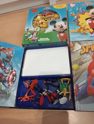 Libro puzle y libro con figuras