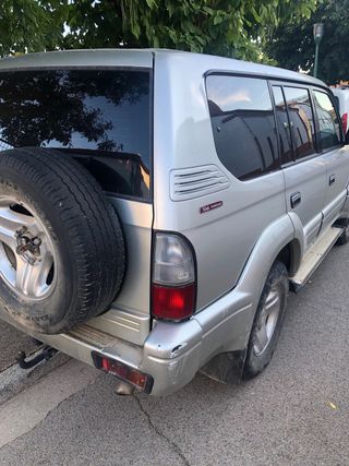 Toyota Land Cruiser 2001