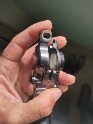 Freno Shimano Deore XT M8100 delantero